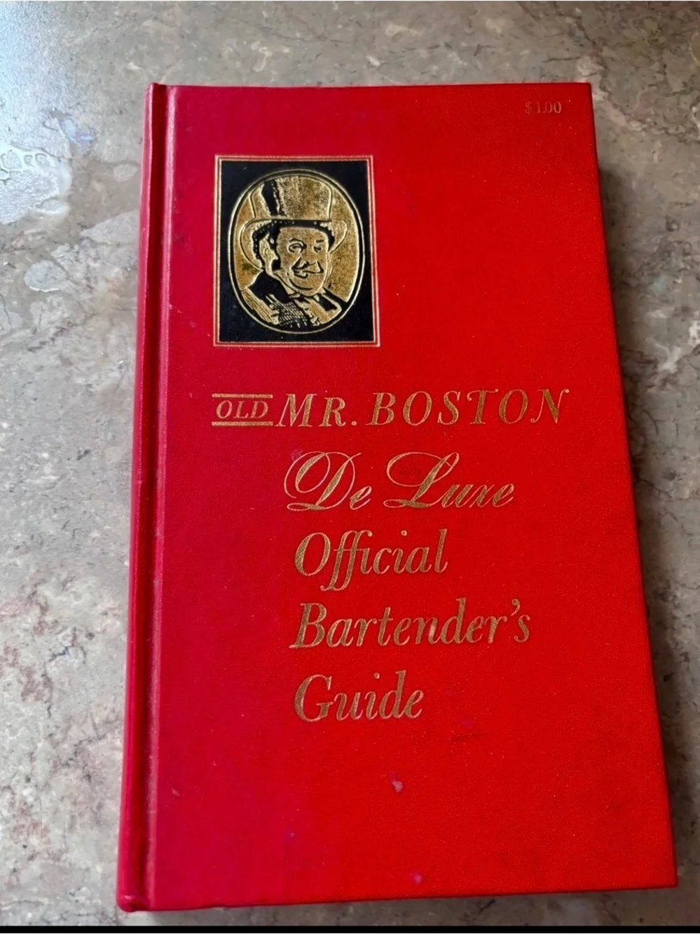 De Luxe Official Bartender's Guide/ Vintage Bar Accessories